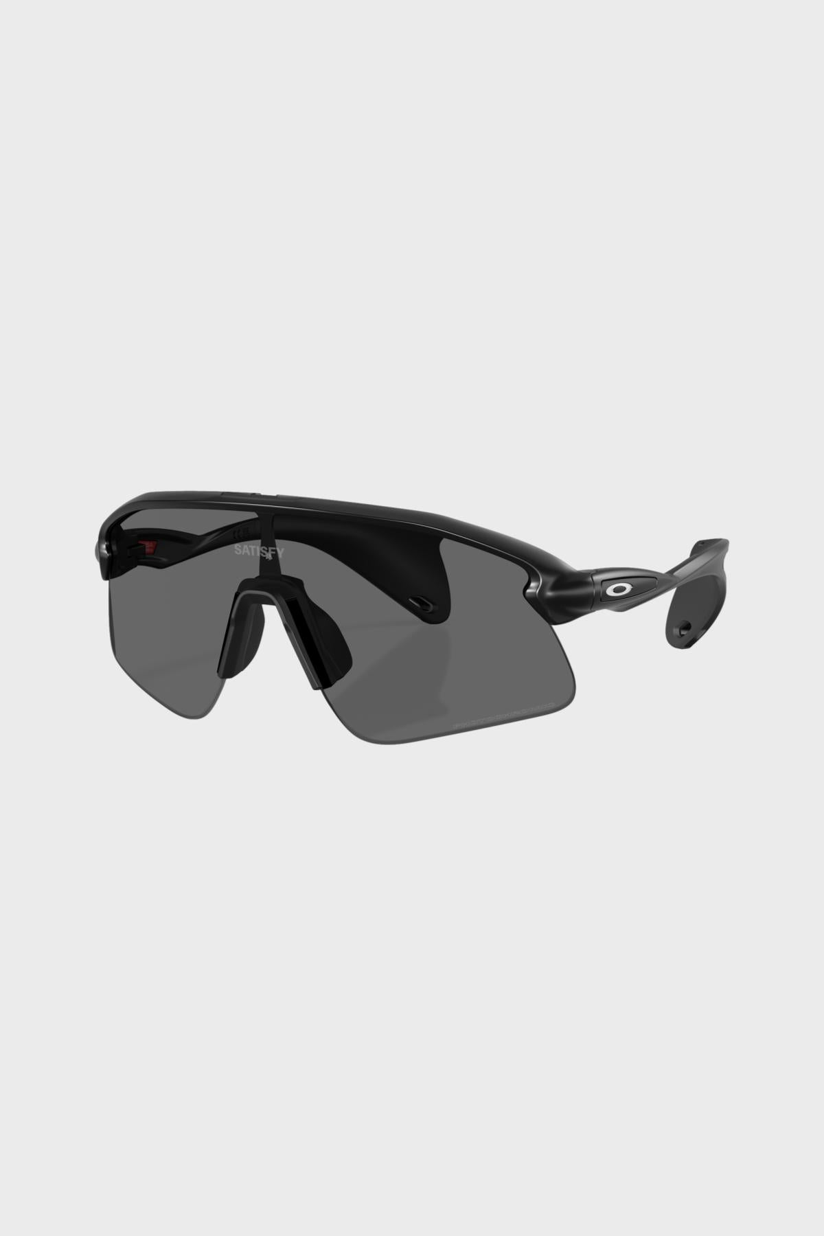 STUNT DEVIL Satisfy x Oakley - Lunettes Sport | Distance STUNT DEVIL Satisfy x Oakley - Lunettes Sport | Distance