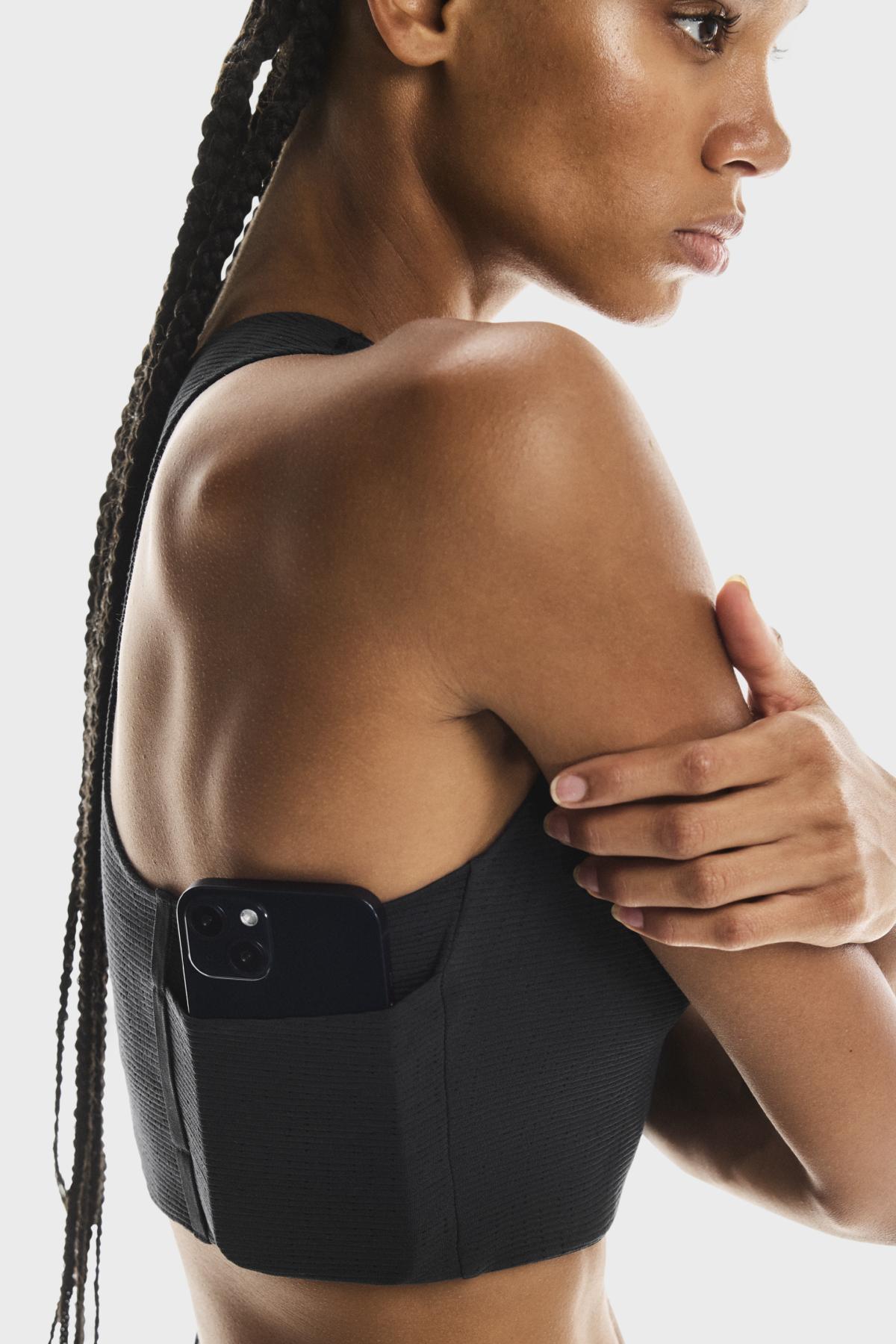 On W - Pace Pocket Bra