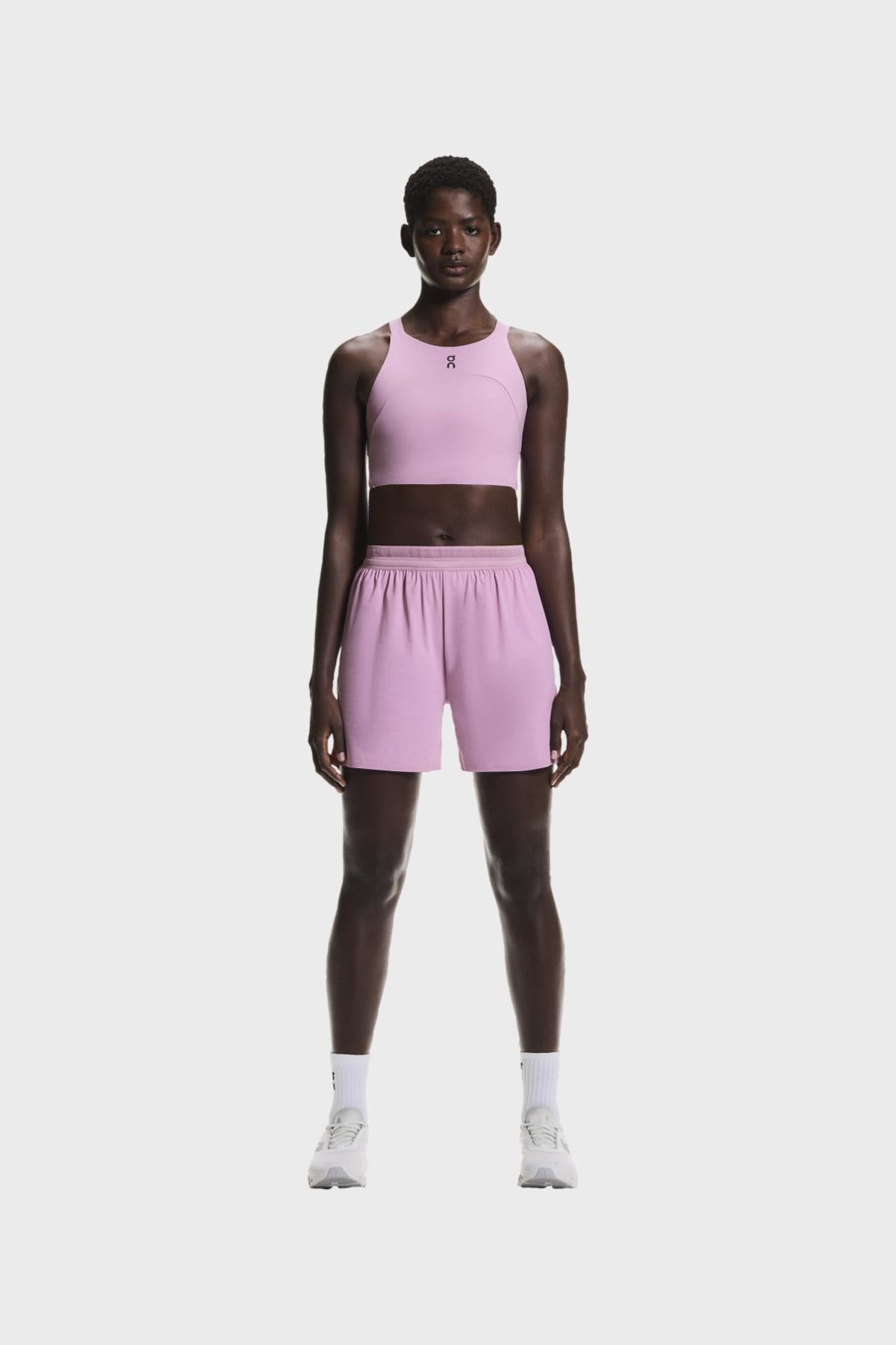 On W - Performance Crop