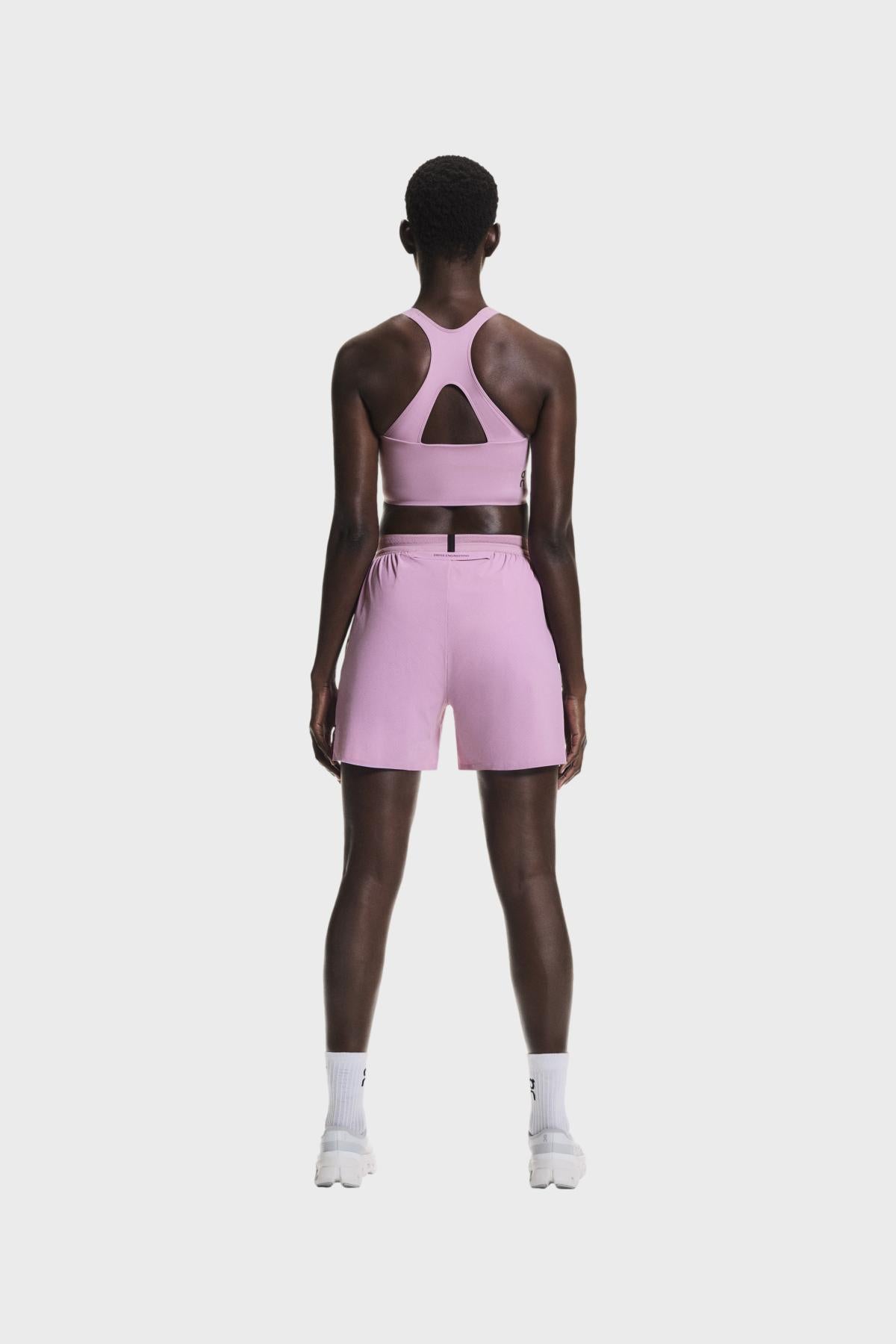 On W - Performance Crop