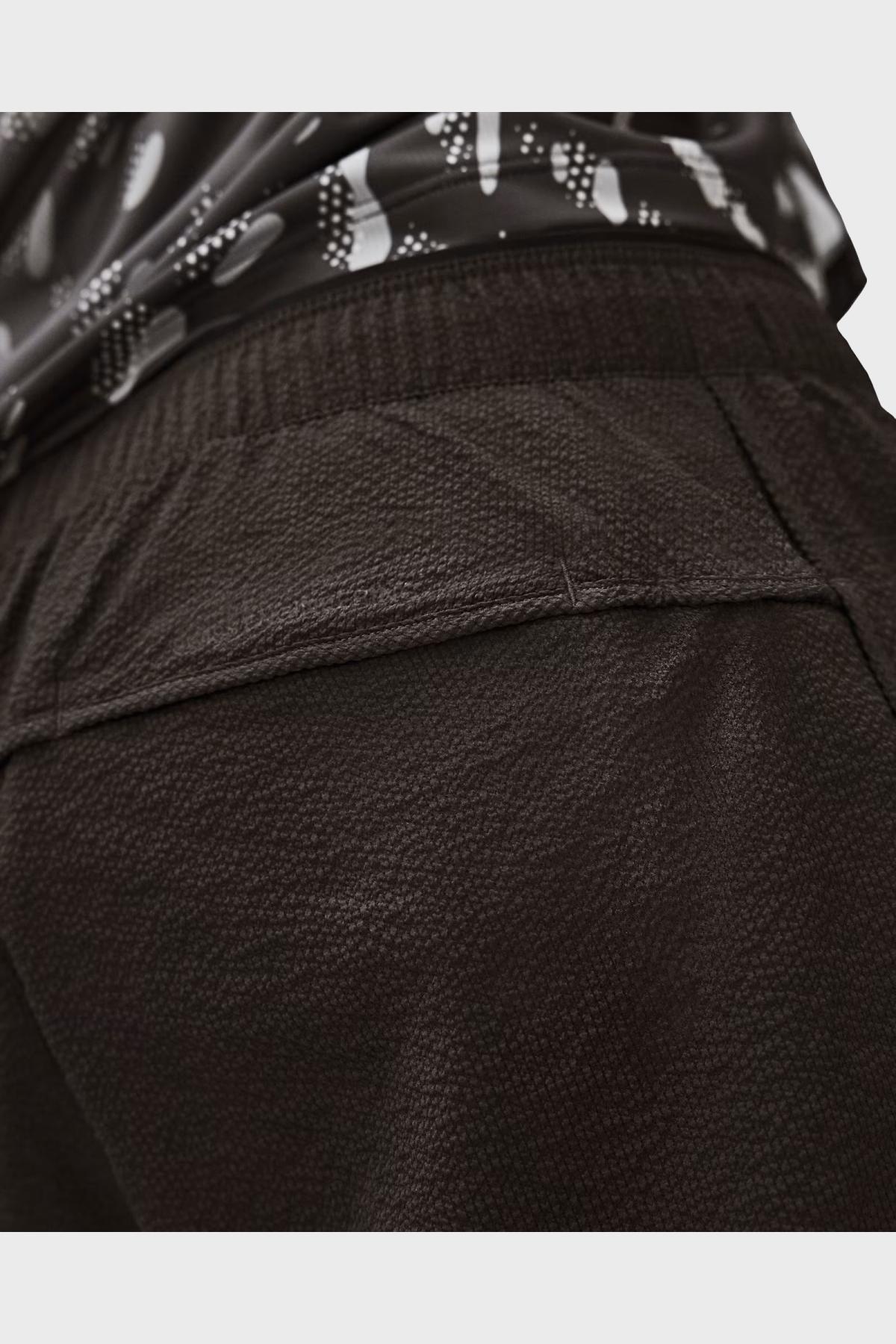 Performance Volt Short