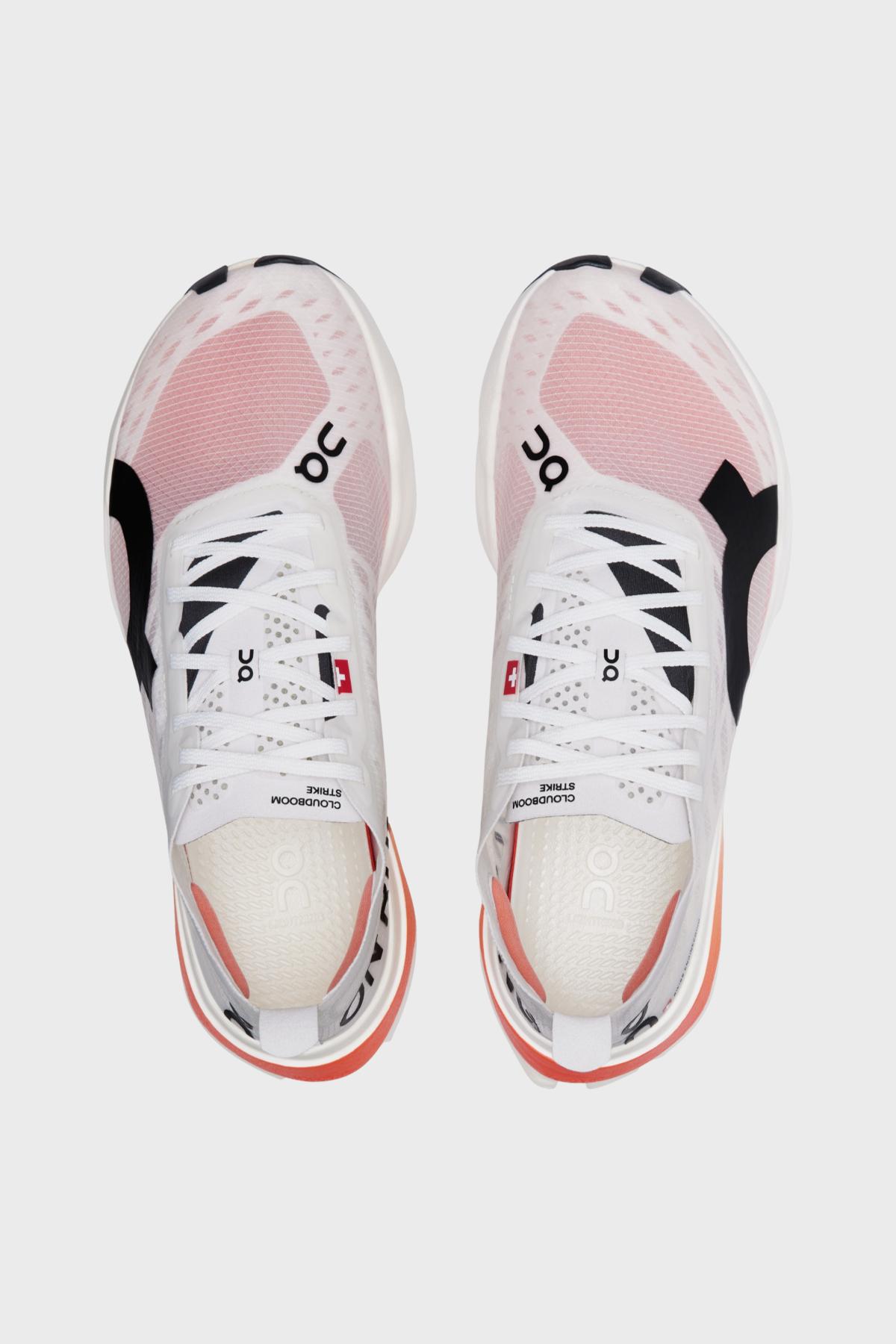 CLOUDBOOM STRIKE On - Chaussure Running | Distance – ©DISTANCE