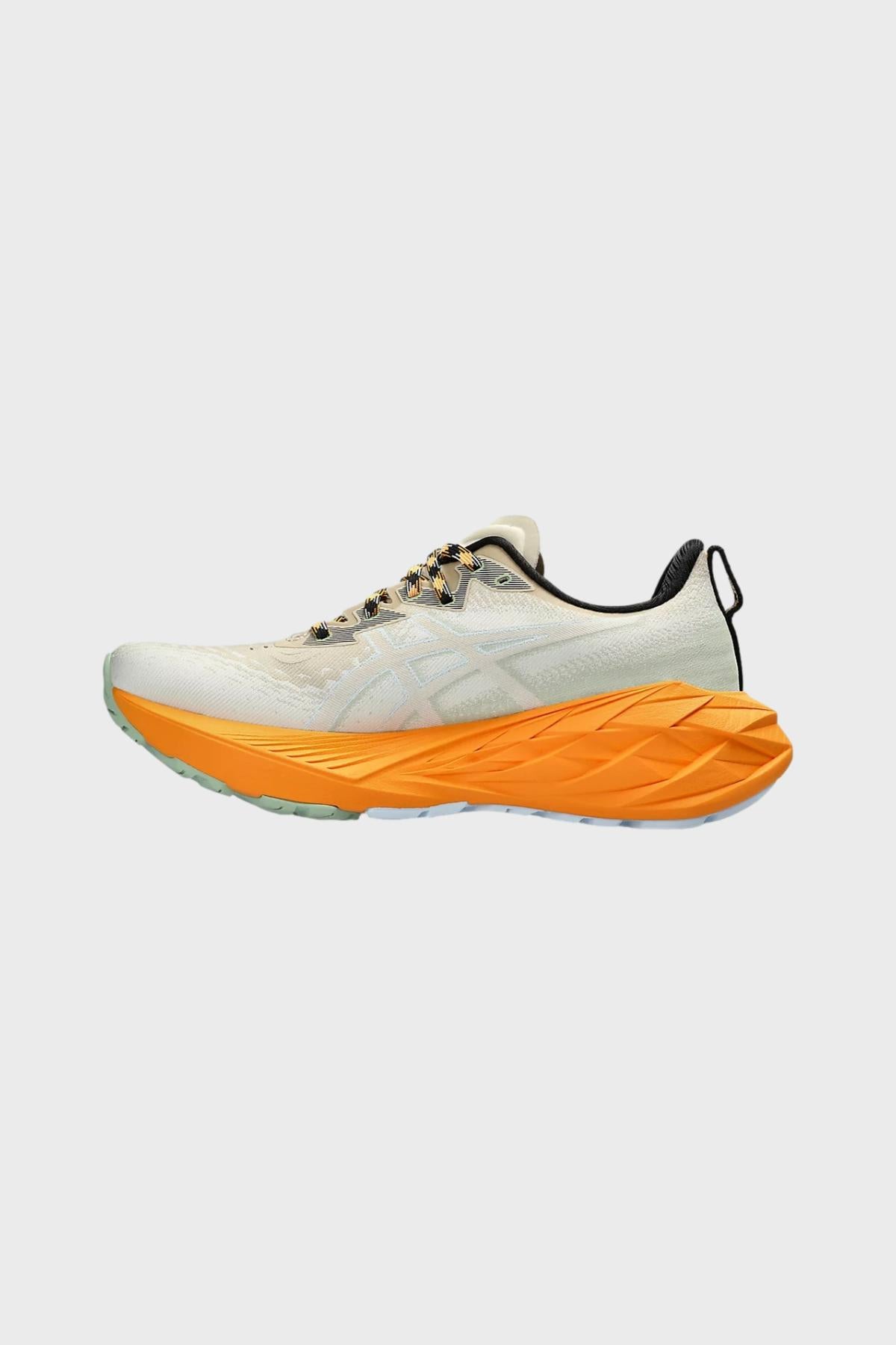 NOVABLAST 4 TR Asics - Chaussure Running | Distance – ©DISTANCE