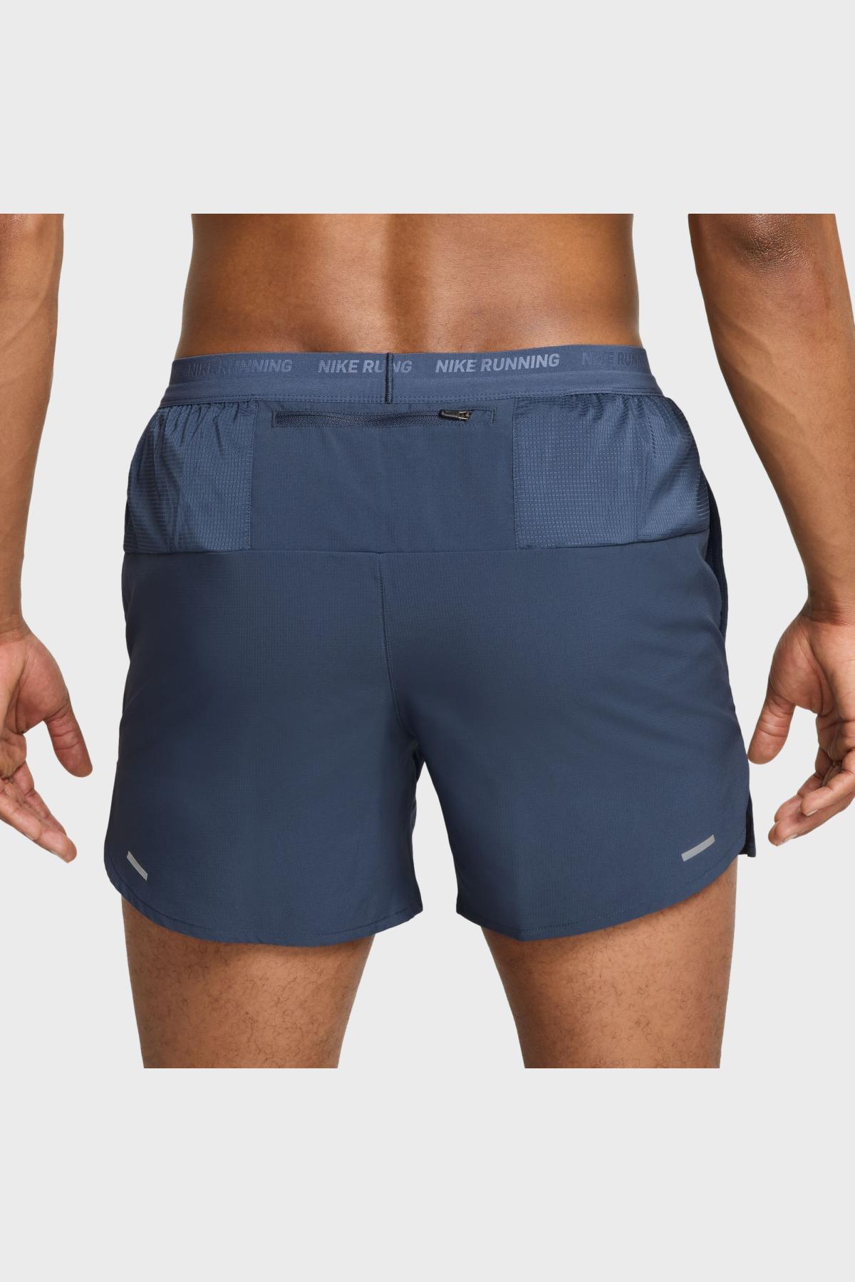 NIKE - STRIDE  Short avec sous-short 13 cm