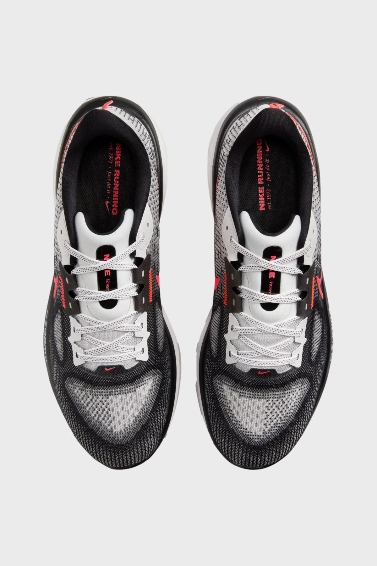 VOMERO 17 Nike - Chaussure Running | Distance – ©DISTANCE | For