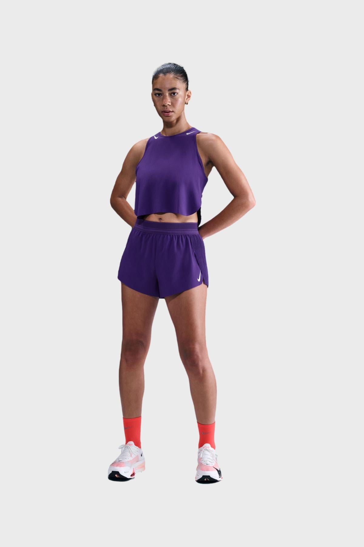 NIKE W - AEROSWIFT SHORTS