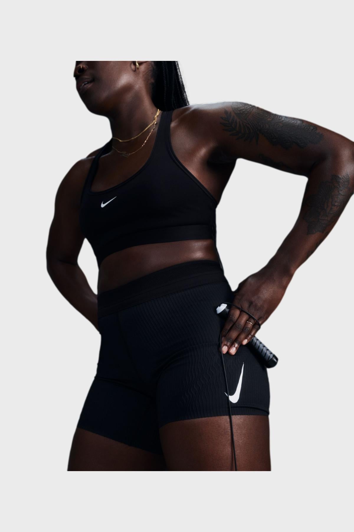 W AeroSwift Shorts