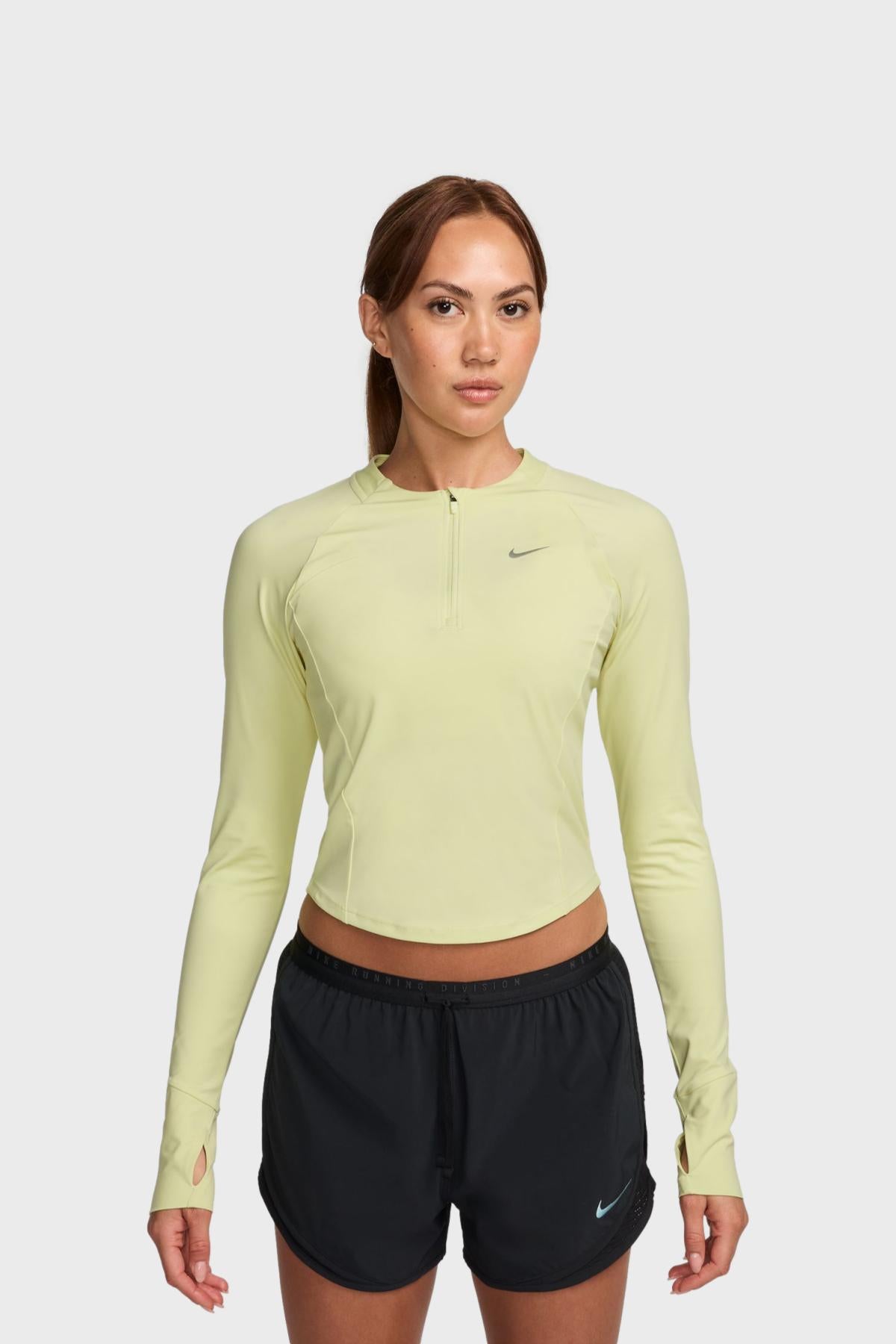 NIKE W - DRI FIT LONG SLEEVE POCKET RUN DIVISION