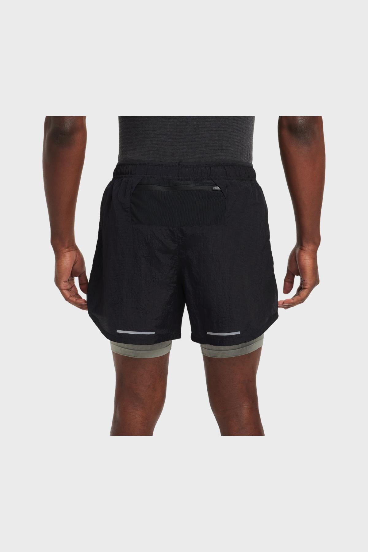 NIKE - Dri-FIT Stride Running Division Men's 5" Water-Repellent 2-in-1 Running