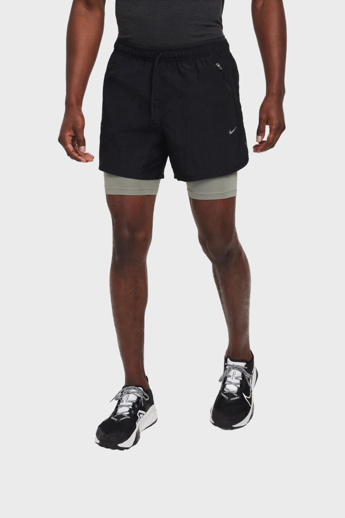 NIKE - Dri-FIT Stride Running Division Men's 5" Water-Repellent 2-in-1 Running