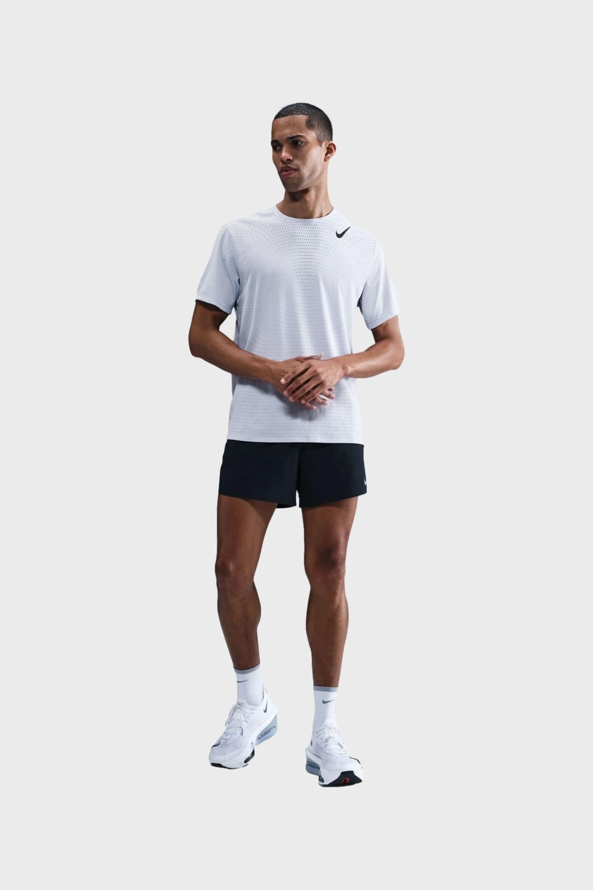 Nike - ドライ FIT トレイル T シャツ