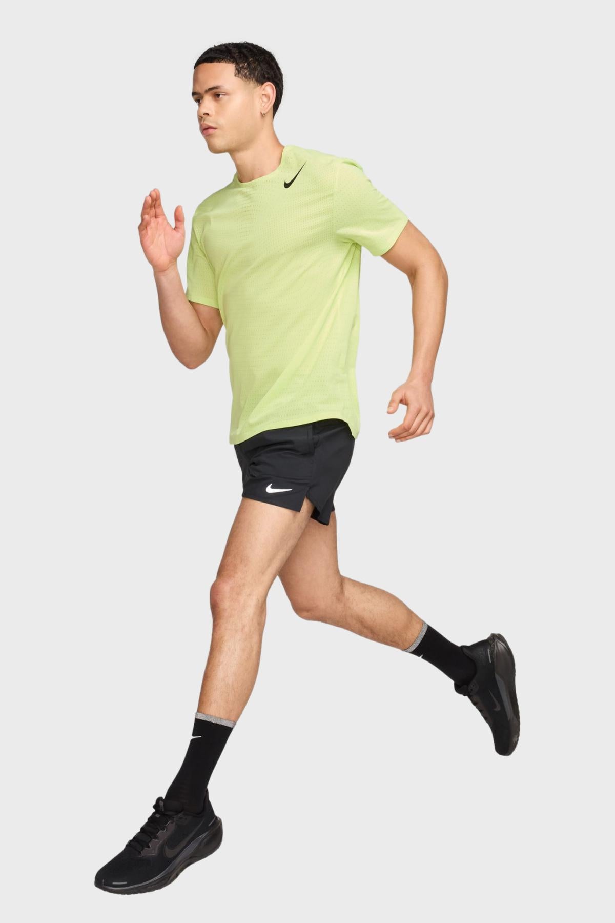 Nike - ドライ FIT トレイル T シャツ