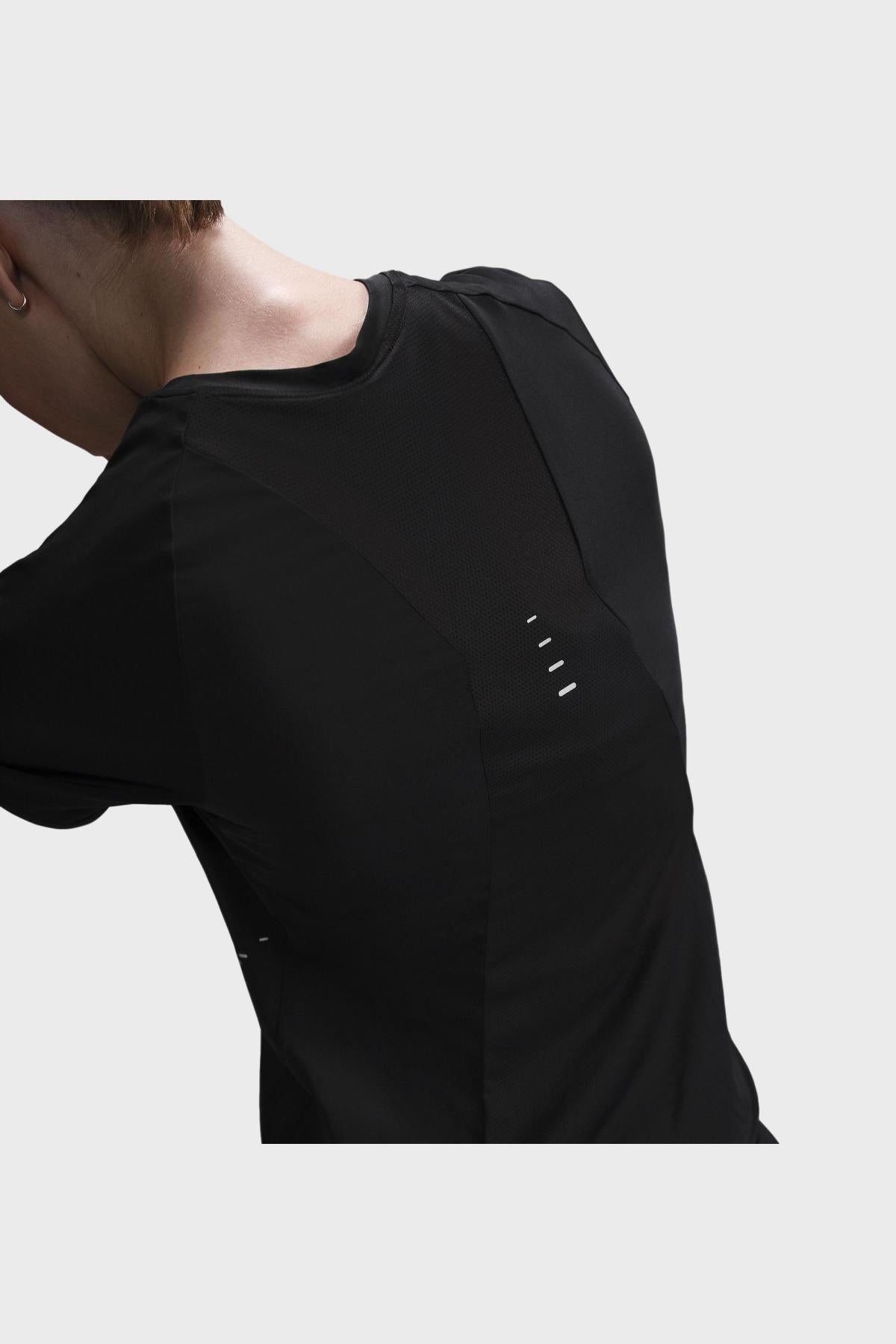 NIKE W -  Dri-FIT SWIFT