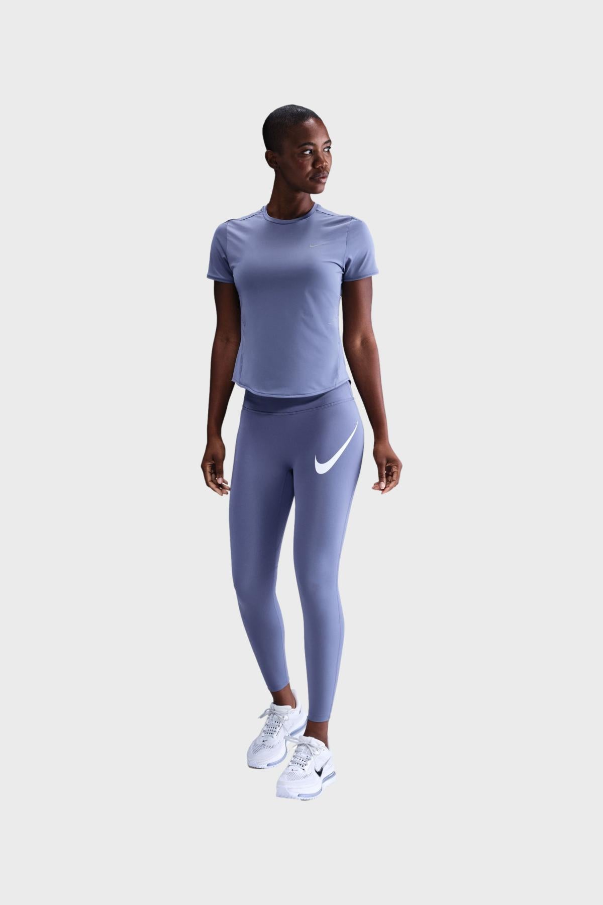 NIKE W - Haut à manches courtes
