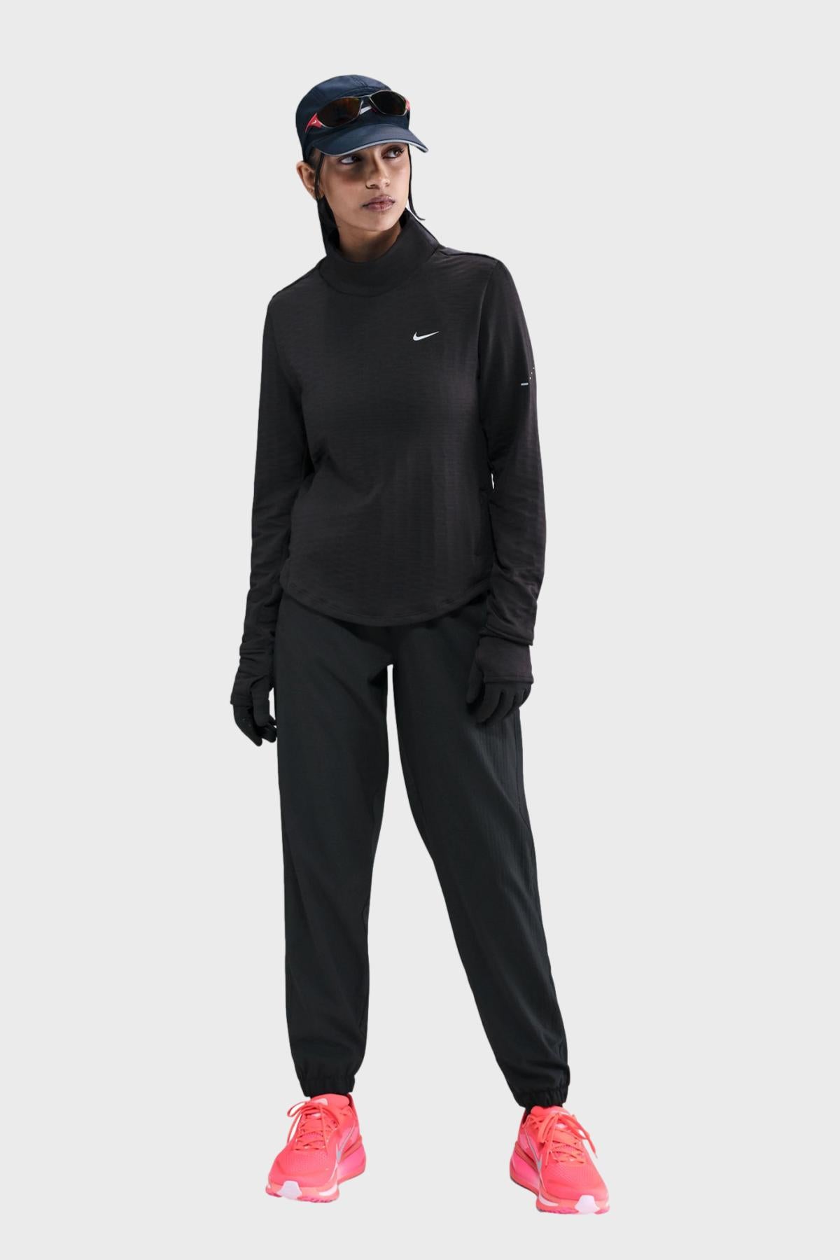 NIKE W -  Nike Swift Women's Therma-FIT Roll Neck Running Top