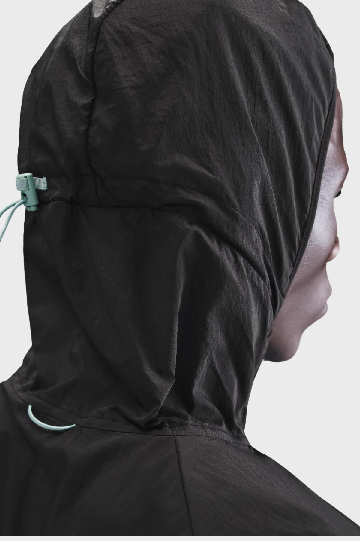 Nike -  STRIDE Men's water-repellent UV-protective running jacket