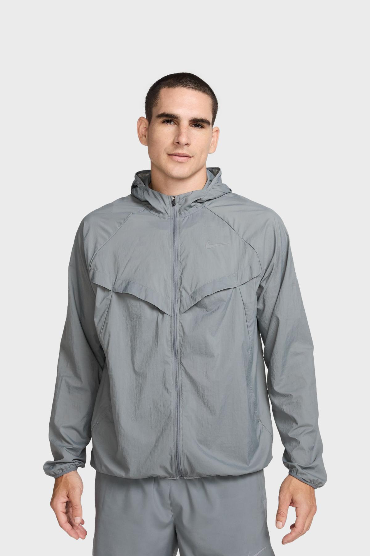 Nike - ドライ FIT トレイル T シャツ