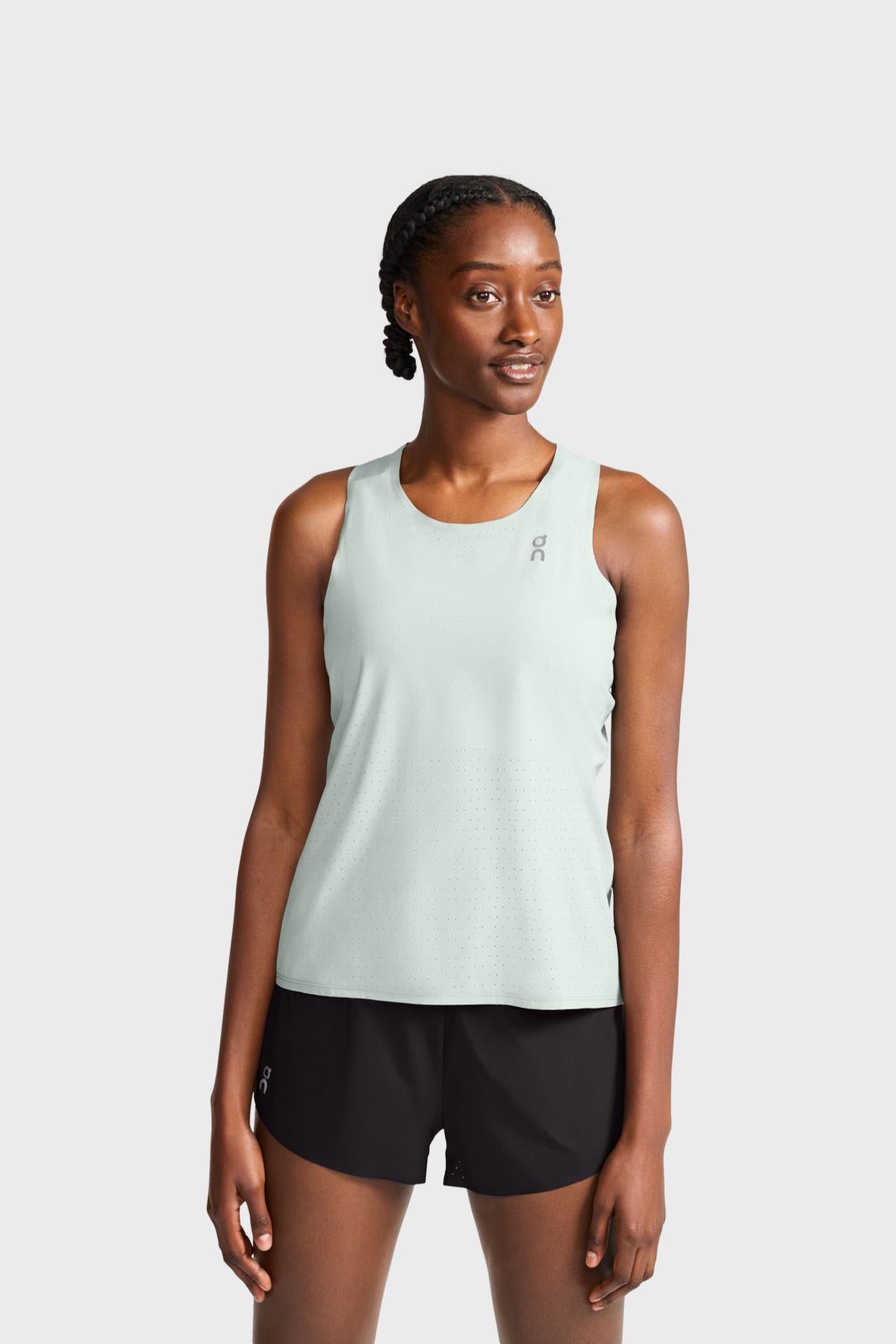RACE SINGLET On - Haut Running Femme | Distance – ©DISTANCE | For