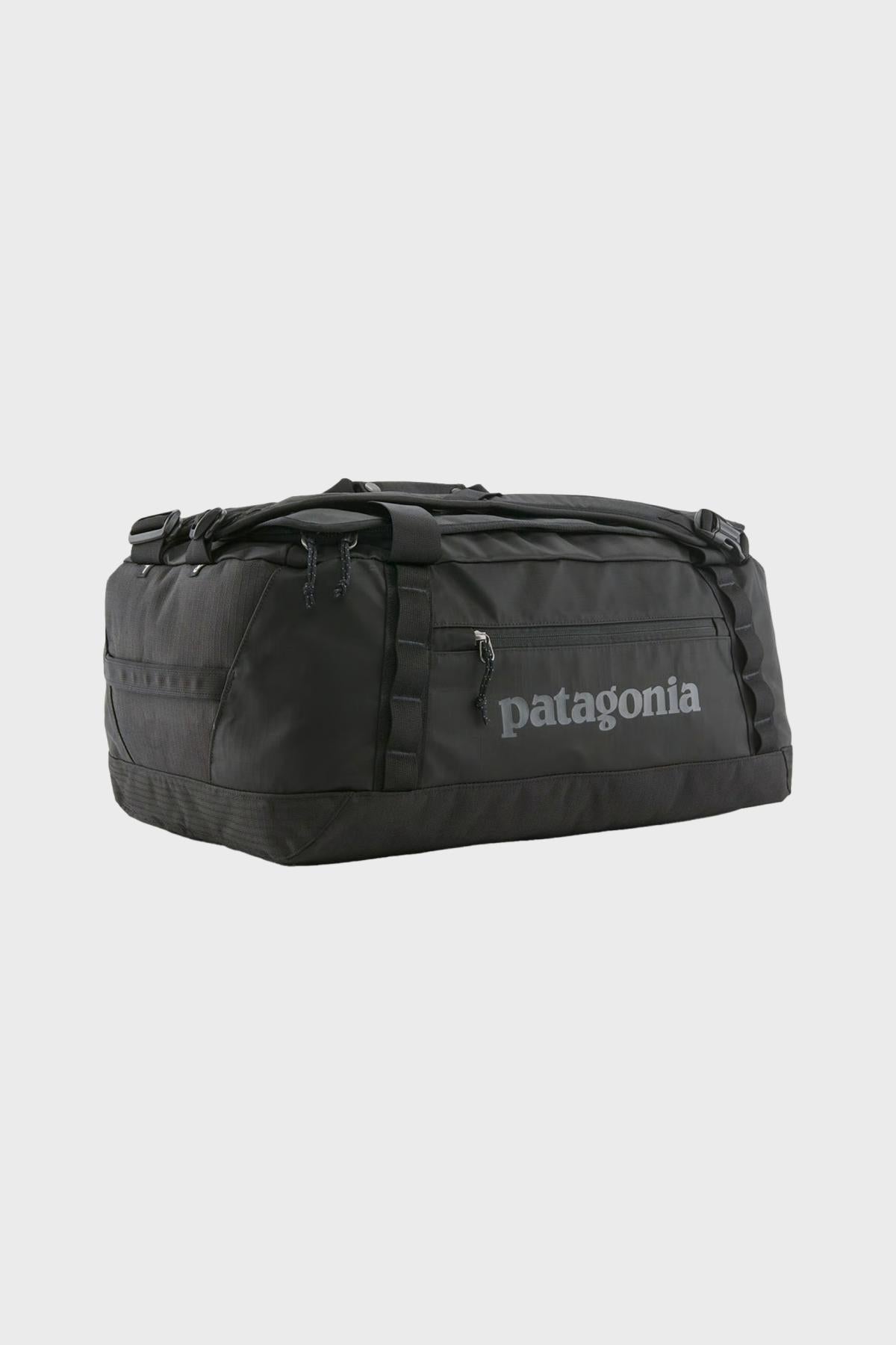 patagonia black hole duffel bag 40l classic navy it provides outstanding protection against the elements Patagonia Black Hole 40L Duffel