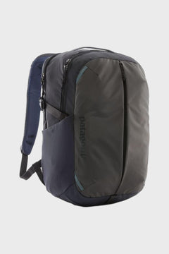 パタゴニア レフュジオ デイパック 30L ブラック patagonia (パタゴニア) レフュジオ・デイパック 30L