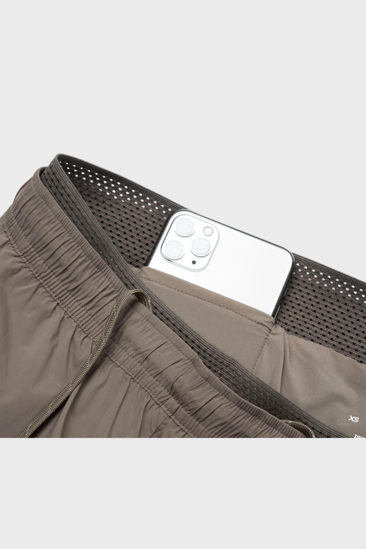 SATISFY - TECHSILK 8" SHORTS