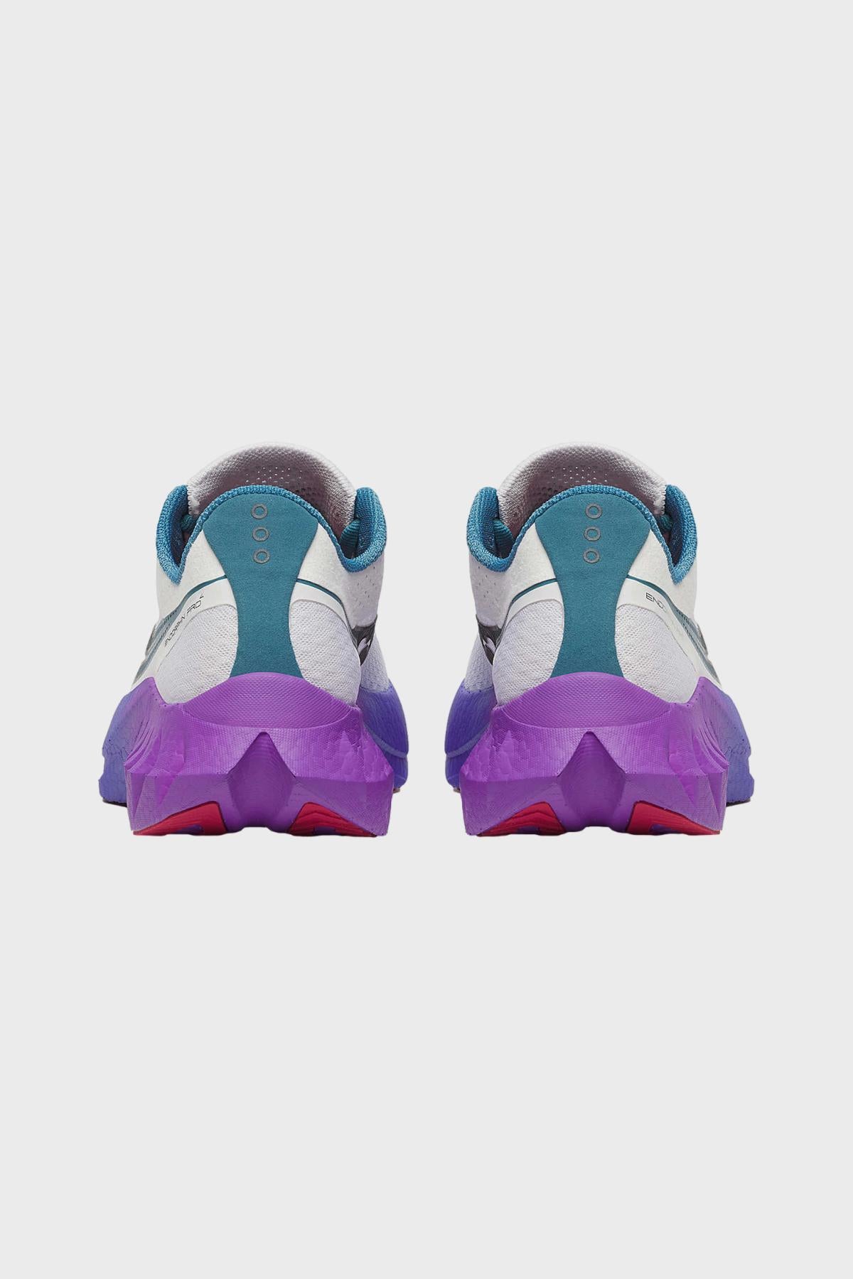 サッカニー - エンドルフィン スピード 4