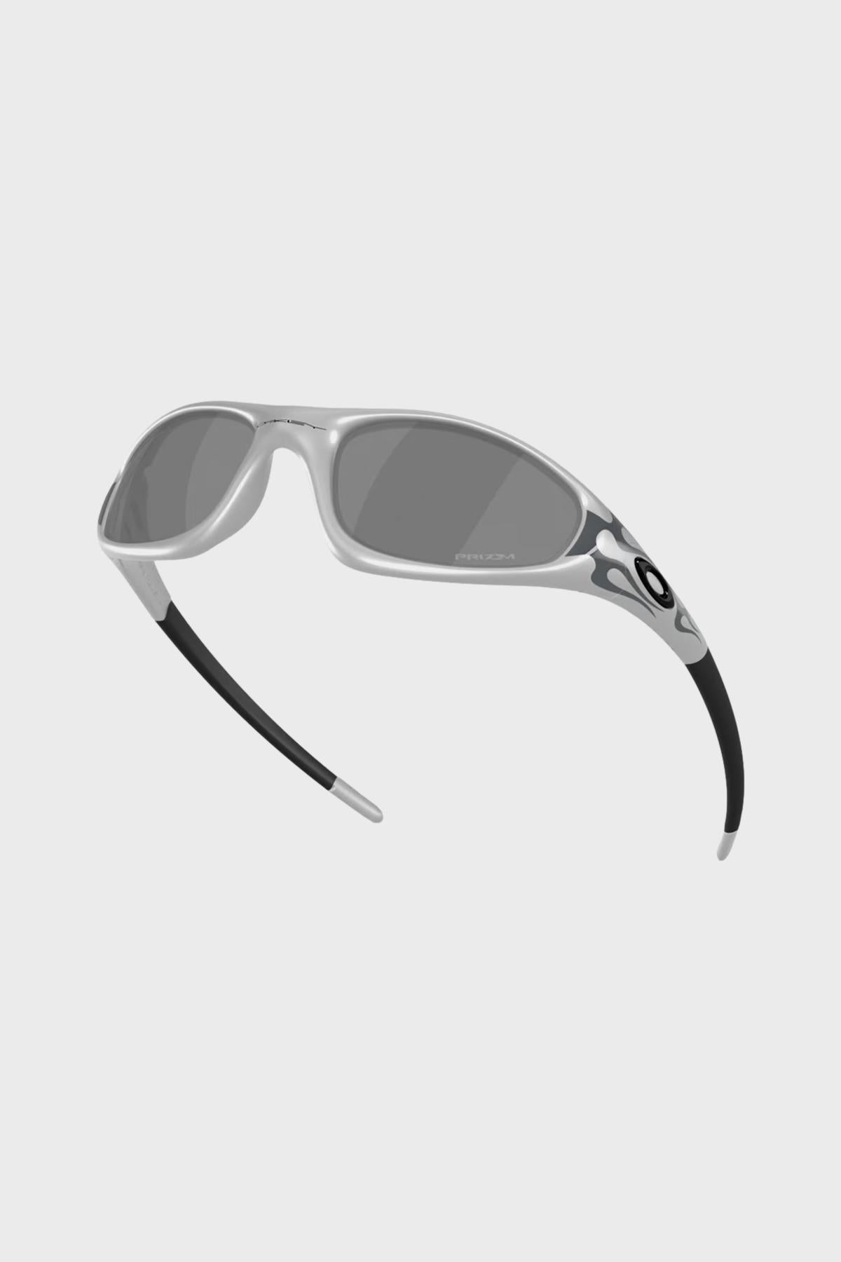 OAKLEY - STRAIGHT JACKET 99