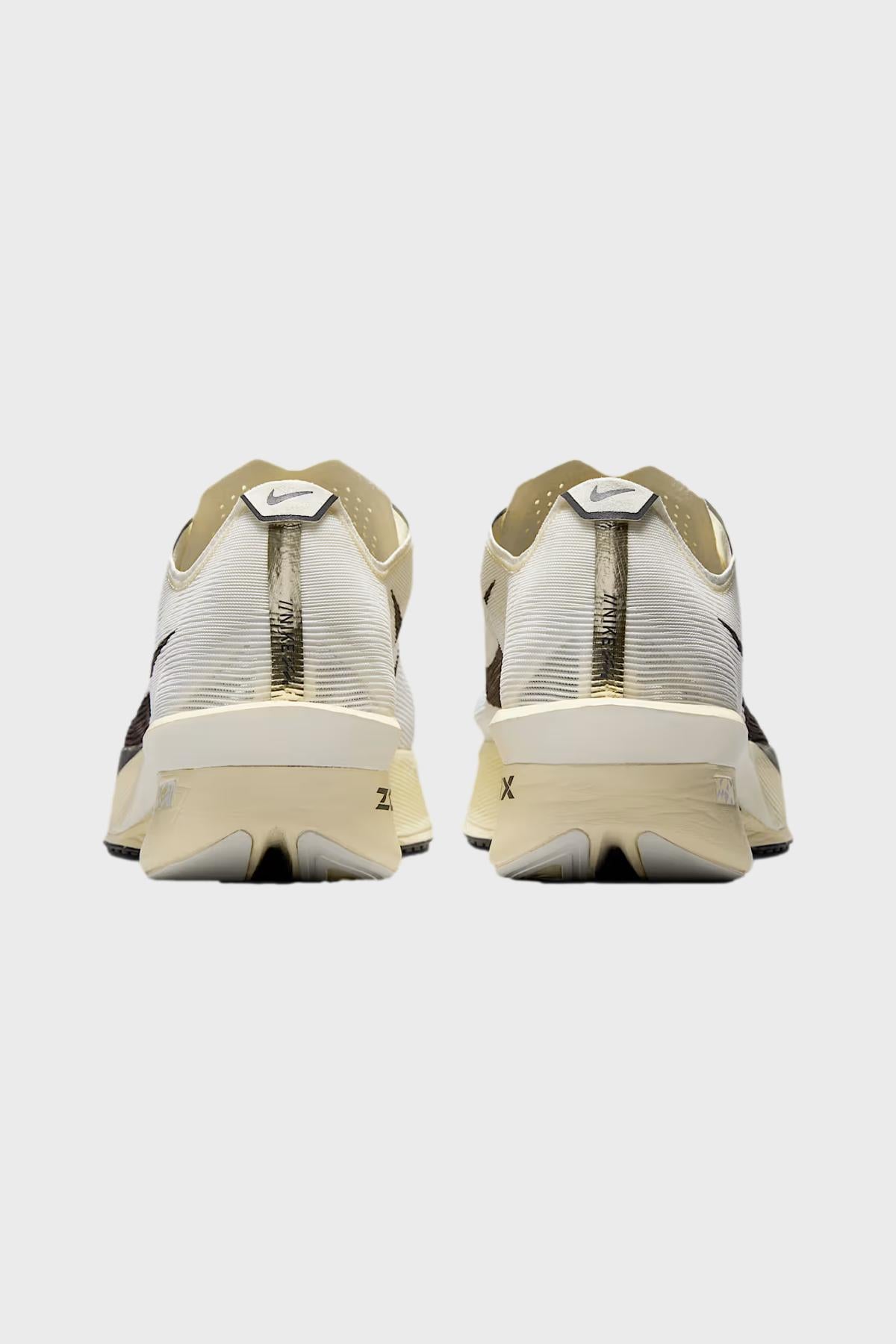 Nike - ZoomX Vaporfly Next%2