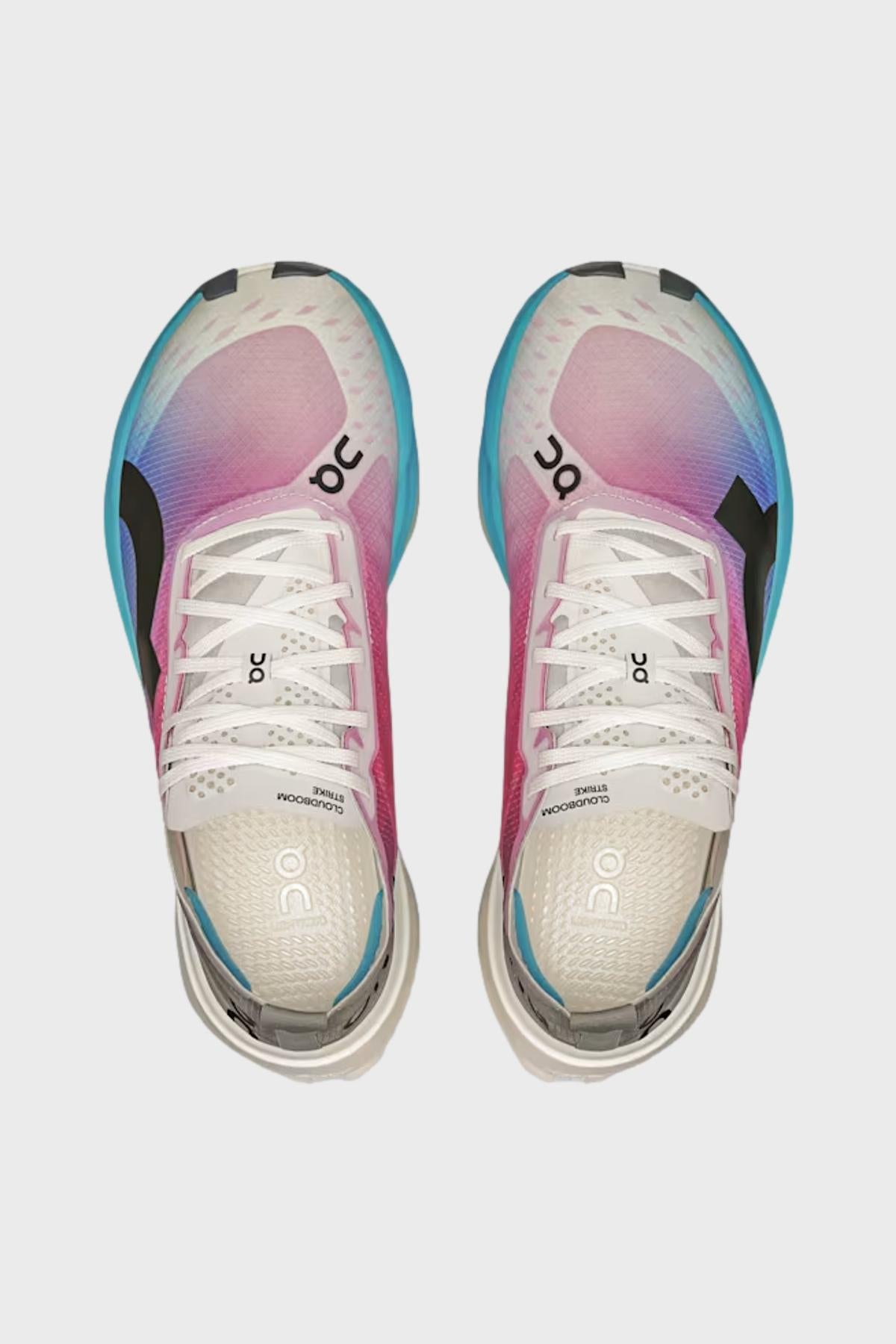 オン - クラウドモンスター