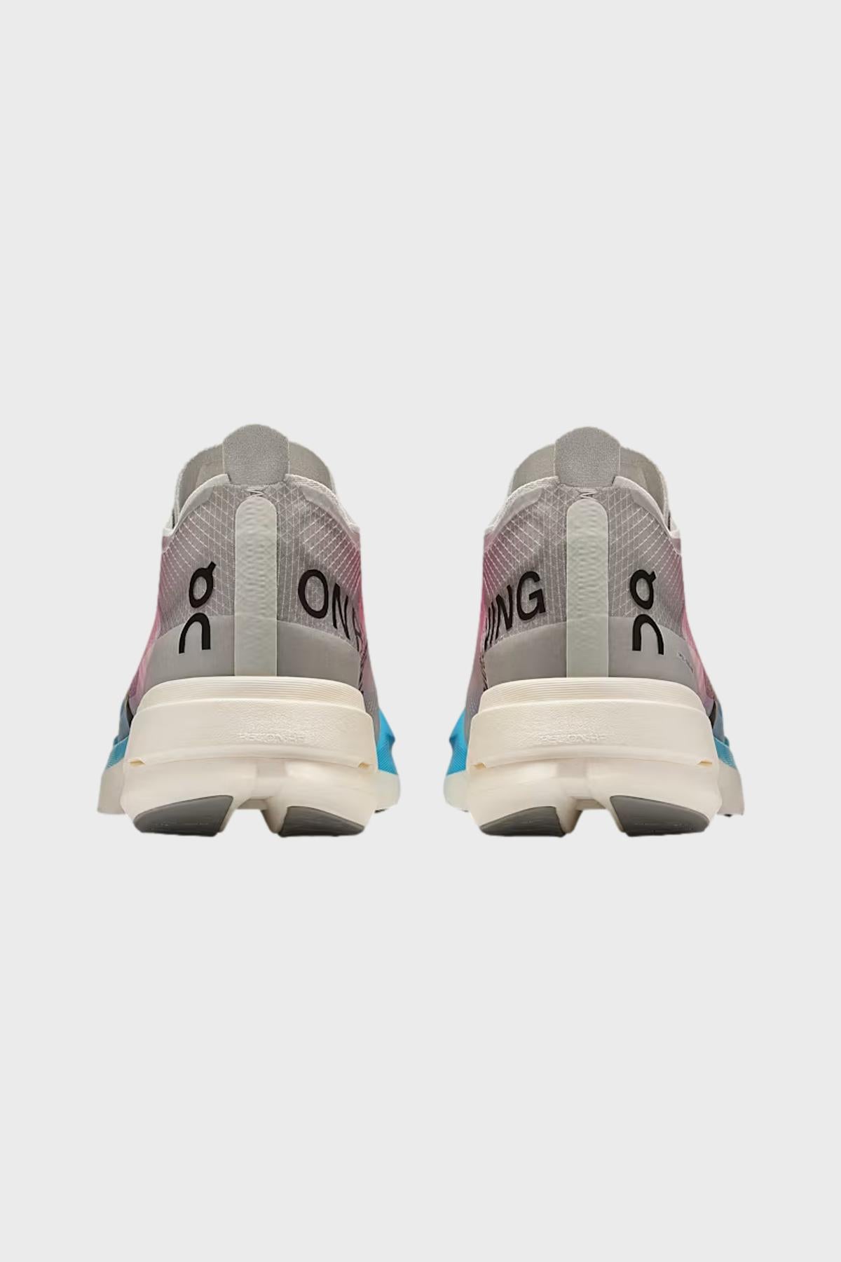 オン - クラウドモンスター