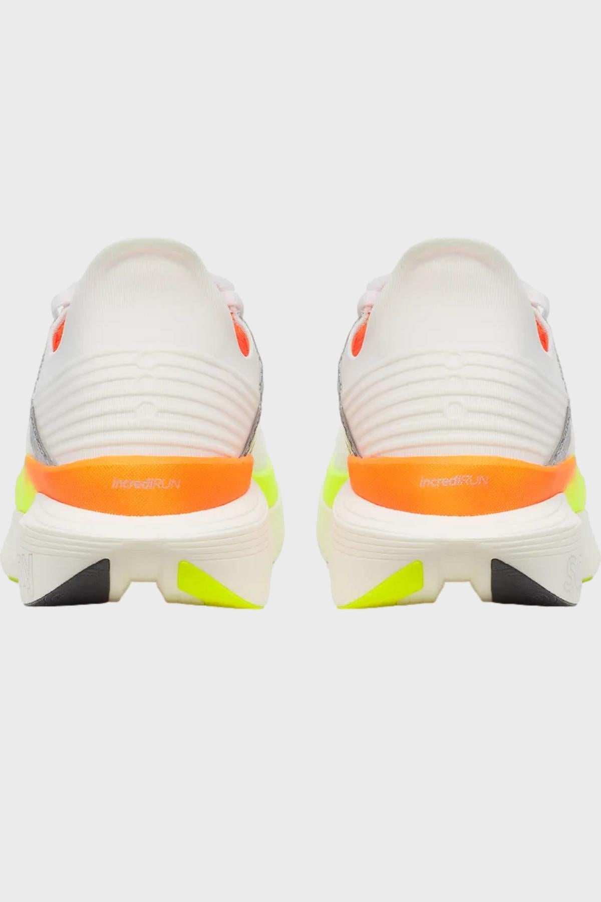 サッカニー - エンドルフィン スピード 4