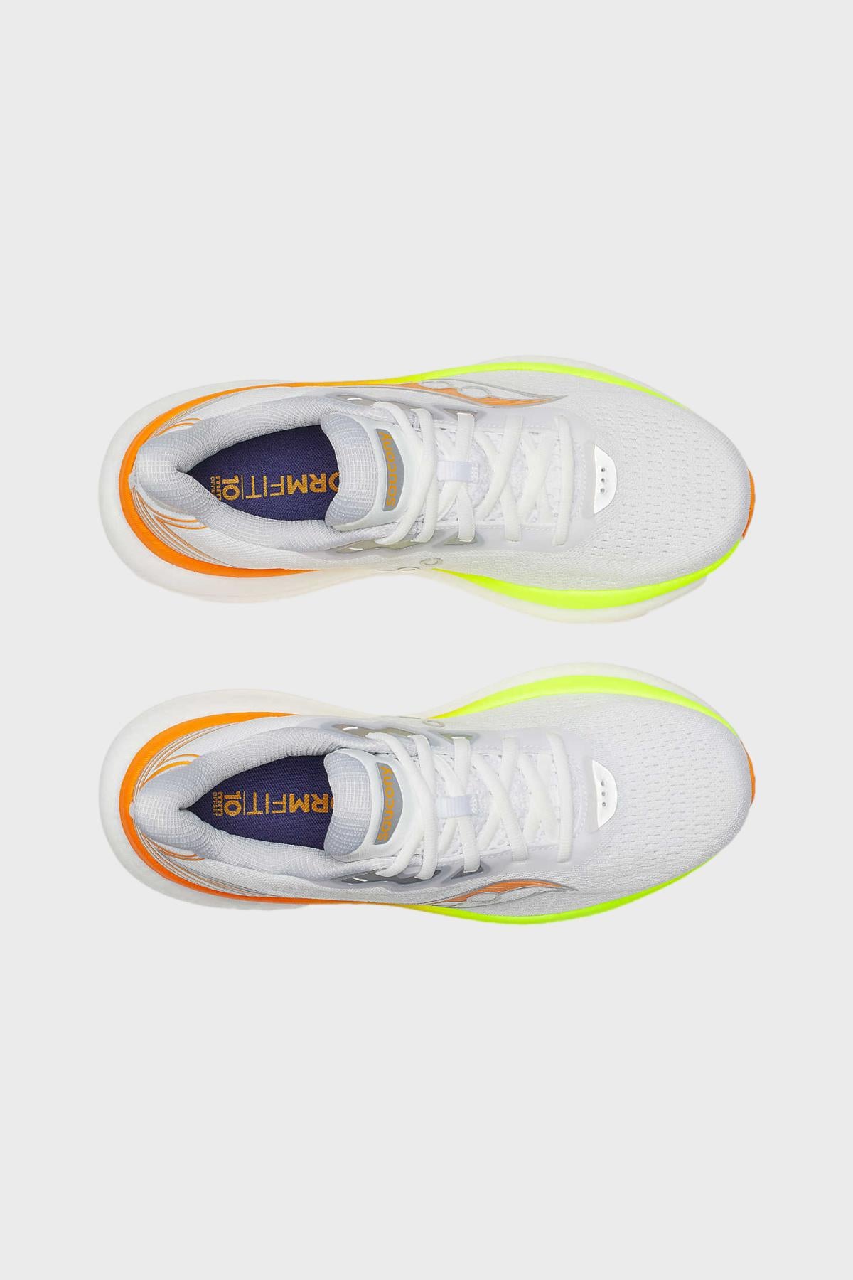 SAUCONY W - TRIUMPH 23