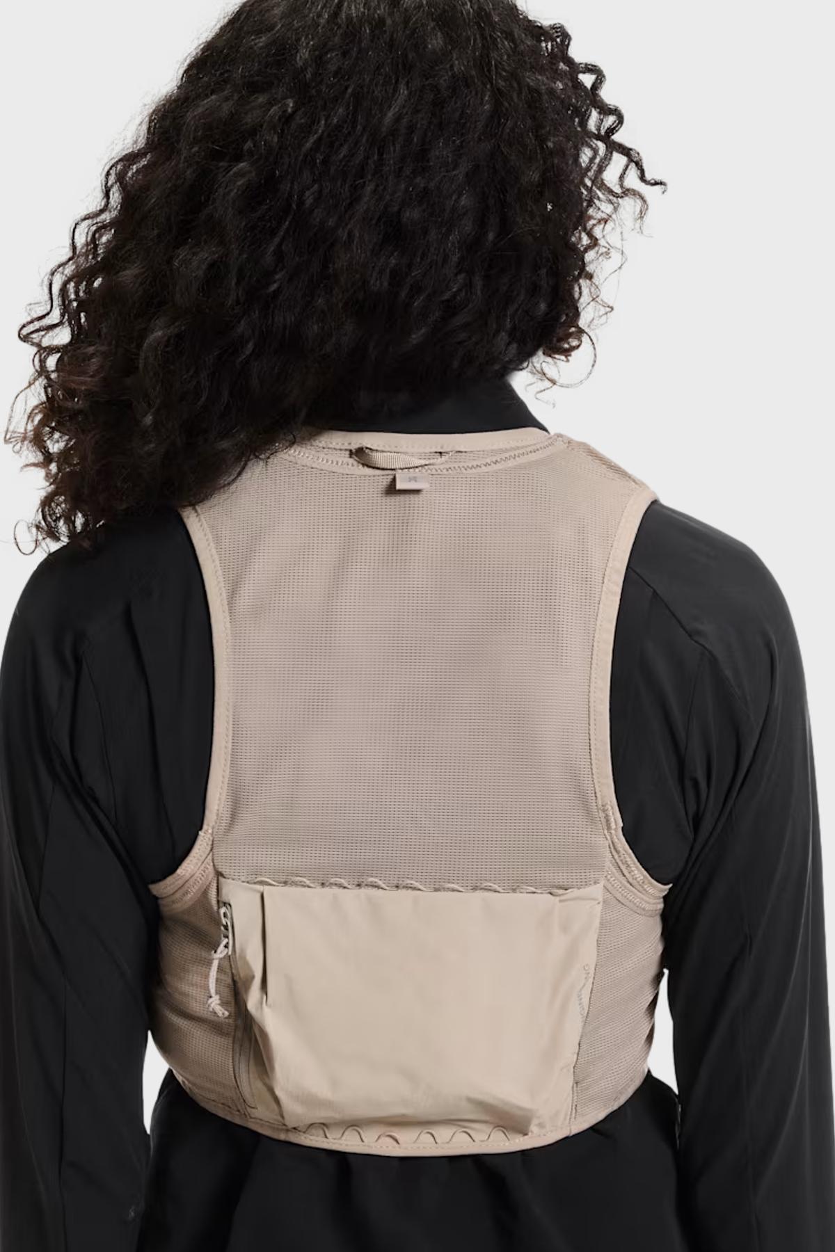 ULTRA VEST PRO UNISEX On - Gilet Hydratation | Distance
