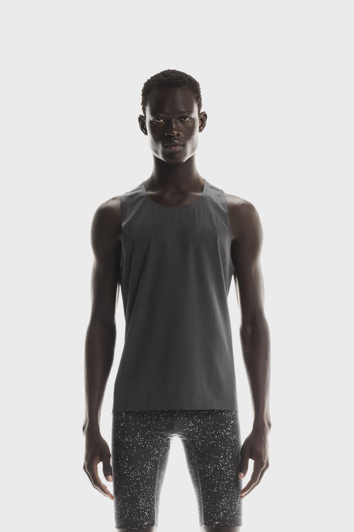 RACE SINGLET On - Haut Running | Distance – ©DISTANCE | For all
