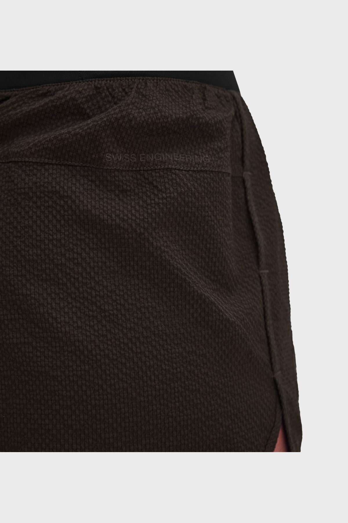 Performance Volt Short