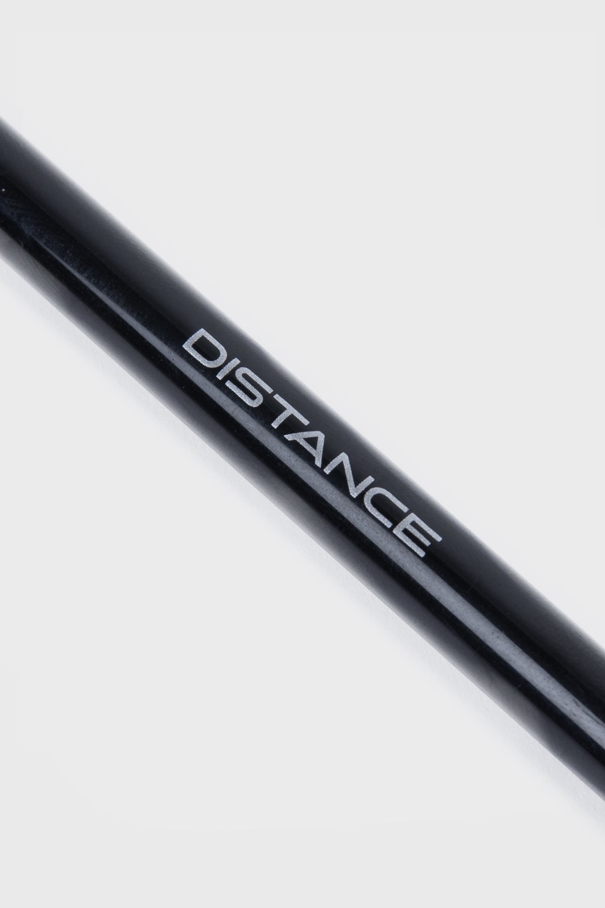 Distance x Bic - Pen