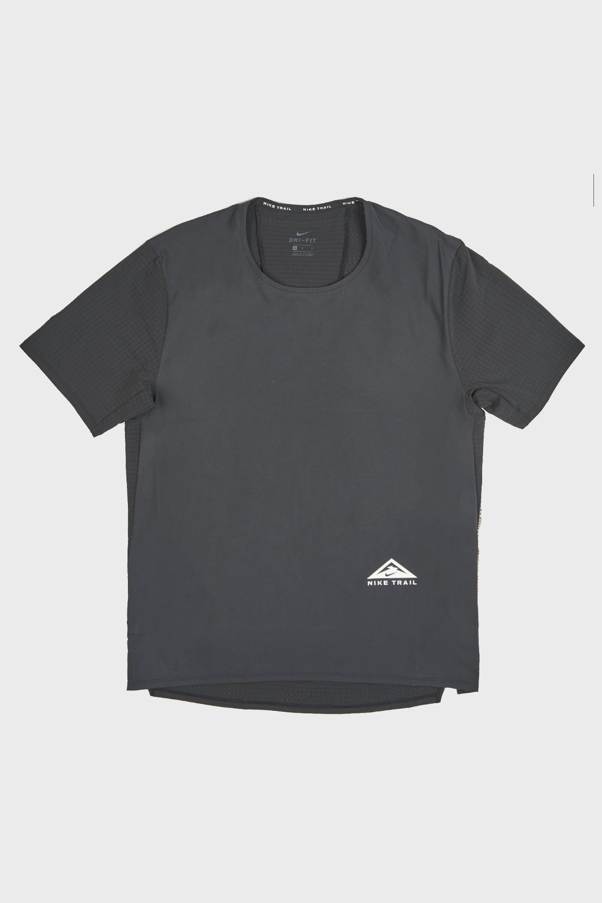 NIKE TRAIL - NIKE DRI FIT RISE 365 TEE