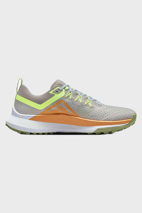React Pegasus Trail 4