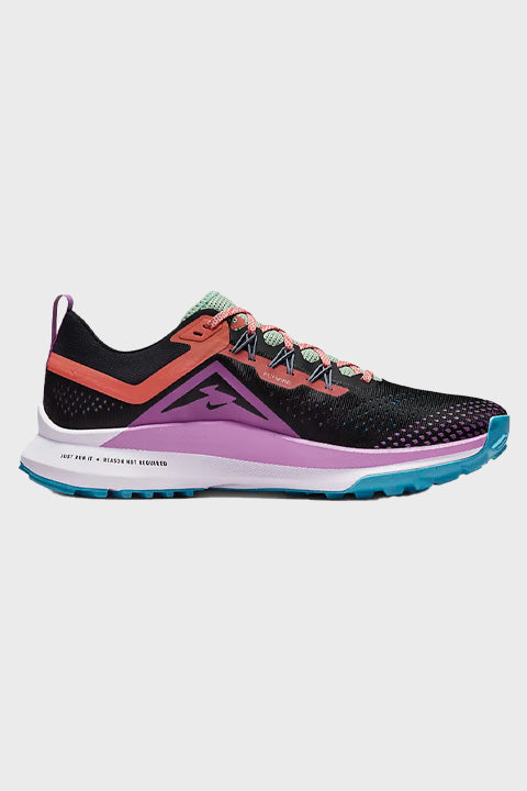 React Pegasus Trail 4