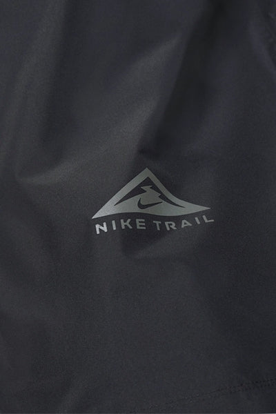 NIKE TRAIL Ｗ'sゴアテックスINFINIUM ジャケット ブラックＭ Nike GORE-TEX INFINIUM WOMEN'S TRAIL RUNNING JACKET, BLACK