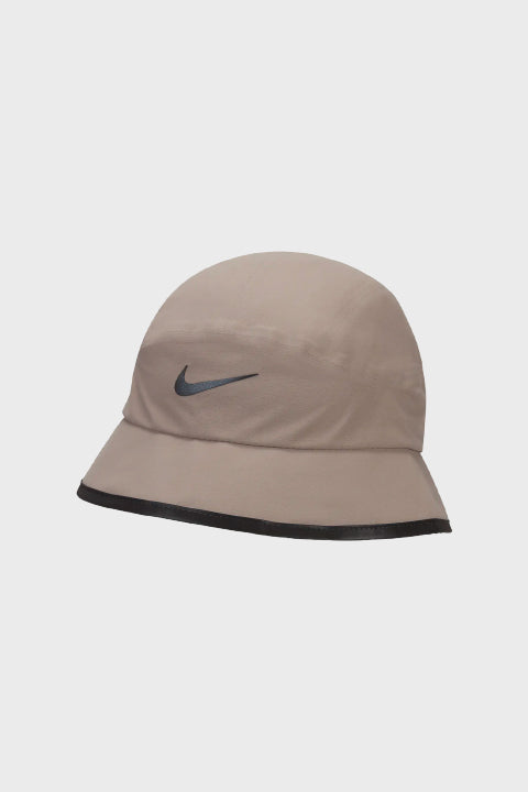 Nike - Storm-FIT Running Bucket