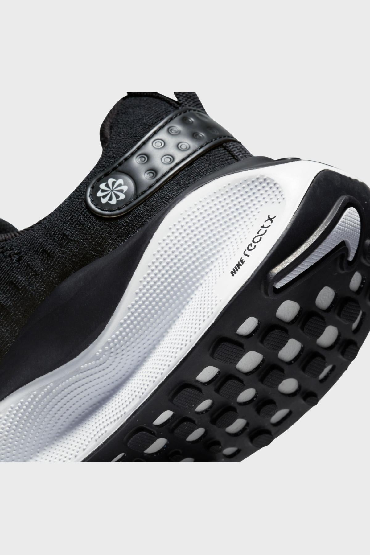 ナイキ W - リアクト インフィニティ ラン 4